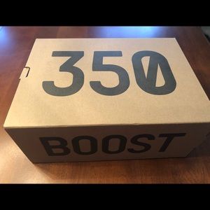 Yeezys Boosts Triple White Size 7